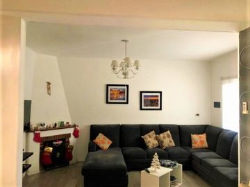 Excelente Chalet a nuevo - 5 ambientes - Nuevo Valor!