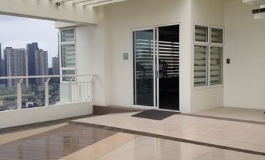 1 bedroom for sale with parking at Brio Tower @ the back of Rockwell makati