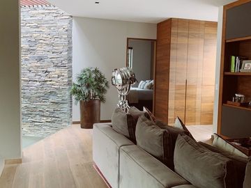 Venta Casa en Privada El Secreto, Bosque Real Country Club, Huixquilucan, EDOMEX