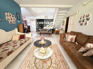 Rumah Posisi Hoek Di Pesanggrahan JS 18548