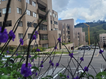 apartamento en arriendo en la argentina. Cod A400457