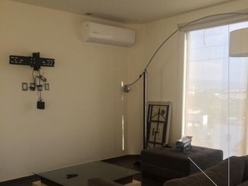 CASA EN VENTA EN FRACC. PORTA ALTA, TEPIC (FC)