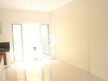 PH757 Townhouse For Sale In Visayas Avenue At 9.6M
