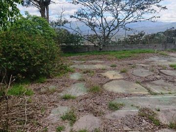 Venta espectacular terreno de 5.325m2, Vista, Ideal para constructores, Nayón