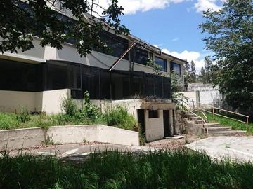 Venta espectacular terreno de 5.325m2, Vista, Ideal para constructores, Nayón