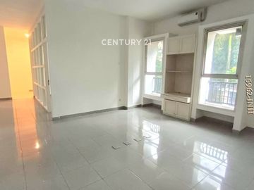 Disewakan Ruko 2 Lantai Yang Luas Cocok Untuk Usaha Di Sektor 9