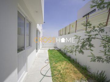Excelente Casa en Venta a estrenar en Hacienda Carlota, Corregidora.