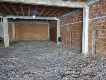 Cocheras ; Blamey Lafore 1338, San Rafael