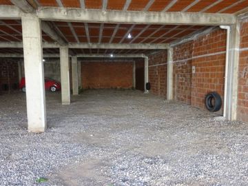 Cocheras ; Blamey Lafore 1338, San Rafael