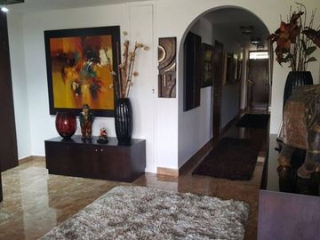 Departamento de Venta en Gonzalez Suarez, Centro Norte de Quito