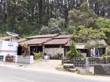 Rumah 280 M2 (Rumah+Toko dan Rumah) Di Sumedang Selatan, Kabupaten Sumedang