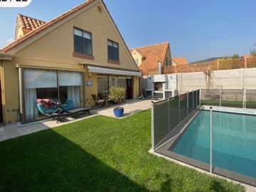 Estupenda Casa barrio alpino
