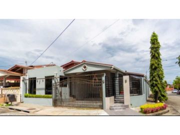 VENDO CASA EN LA CHORRERA PUERTO CAIMITO VISTA MAR 3R