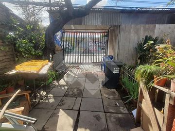 Casa en Venta en Guardia Marina Riquelme