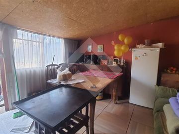 Casa en Venta en Guardia Marina Riquelme