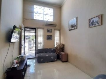 Rumah Purimas Hadap Selatan