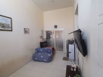 Rumah Purimas Hadap Selatan