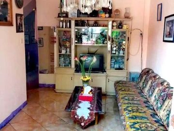 RUMAH LEBAK TIMUR TAMBAKSARI KENJERAN