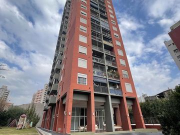Hermoso 2 amb en gran Torre con piscina vig juegos - 5to piso - Av Independencia 3200