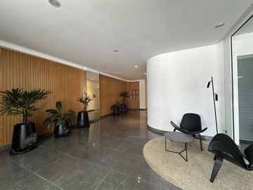 Depto 2 dormitorios en venta - balcon terraza- vista al parque - cochera