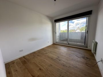 Depto 2 dormitorios en venta - balcon terraza- vista al parque - cochera