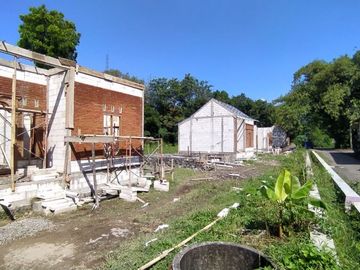 Hanya 200 Jt-an Jual Rumah Klasik Pintu Gebyok di Prambanan Klaten