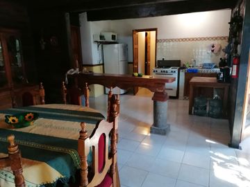 Cabaña campestre en privada arbolada