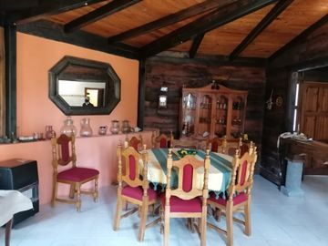 Cabaña campestre en privada arbolada