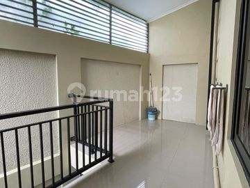 Dijual Rumah Bagus 2 Lantai Carson Gading Serpong