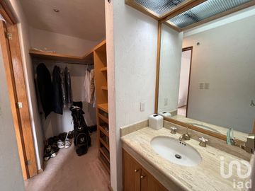Se vende departamento en el Fraccionamiento Palo Alto  Cuajimalpa
