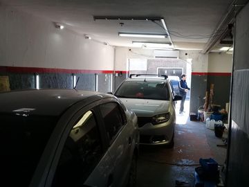 EXCELENTE CASA EN 2 PLANTAS ZONA CHILAVERT.