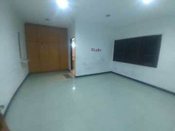 Rumah bisa jadi kantor di Jl Mampang Prapatan, 7287-CW 0811111----