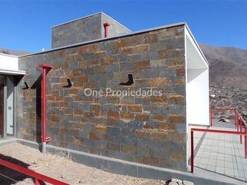 Casa en Venta en Rinconada | Parcela en Condominio Venta (4D5B) | Valparaíso | One Propiedades