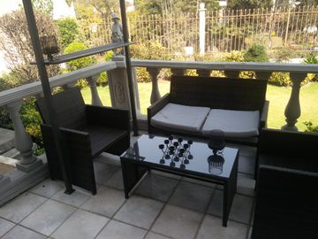 SE VENDE HERMOSA RESIDENCIA EN LA HERRADURA