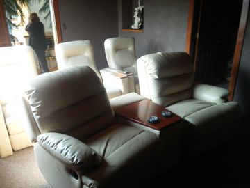 SE VENDE HERMOSA RESIDENCIA EN LA HERRADURA
