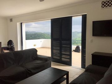 Departamento Dúplex Club Casa Blanca, Océano Pacífico: En Venta Exclusivo Departamento En La Playa, Urbanización Privada, Guardianía Permanente, Ecuad