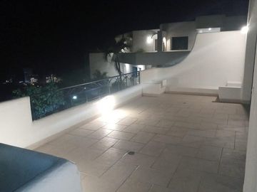Departamento Dúplex Club Casa Blanca, Océano Pacífico: En Venta Exclusivo Departamento En La Playa, Urbanización Privada, Guardianía Permanente, Ecuad
