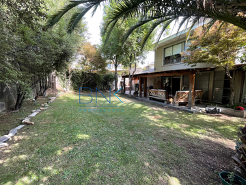Casa en arriendo de 4 dorm. Parque Cousiño Macul