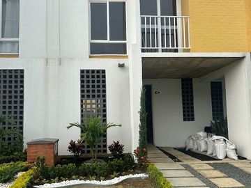 casa en venta en ciudadela el castillo. Cod V16430