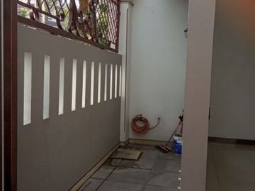Rumah Bagus Jalan Tuban Raya Lokasi Tengah Kota Dekat Demak, Dupak, Bubutan