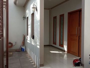 Rumah Bagus Jalan Tuban Raya Lokasi Tengah Kota Dekat Demak, Dupak, Bubutan