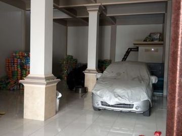 Rumah Bagus Jalan Tuban Raya Lokasi Tengah Kota Dekat Demak, Dupak, Bubutan