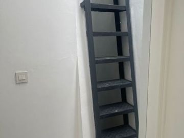Rumah 2.5 lantai, hadap timur, tinggal 2 unit, one gate system dekat cinere mall