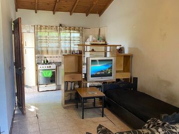 LATORRE PROP. VENDE CHALET 2 AMB CON PARQUE - HERMOSO ENTORNO CERCA DEL MAR