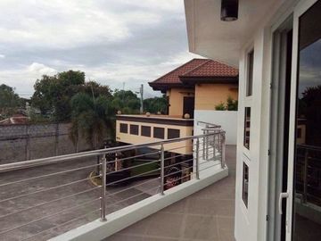 2 Storey house for sale inside an exclusive Subdivision in H