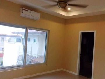 2 Storey house for sale inside an exclusive Subdivision in H