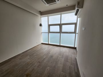 PENTHOUSE CON VISTA PANORAMICA AL MAR EN VENTA EN TORRE EXERTIA I ARLETTE FLORES