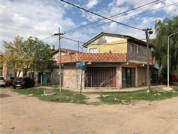 TORNQUIST 2213, esquina Lafuente, Isidro Casanova
