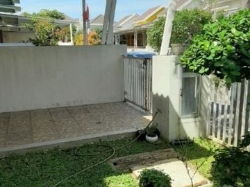 Rumah Taman Rivera regency - Rungkut, rumah cantik siap huni Listrik 2200 token