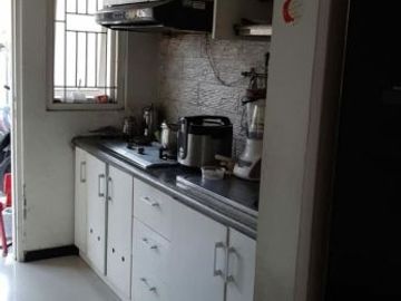 Rumah Taman Rivera regency - Rungkut, rumah cantik siap huni Listrik 2200 token
